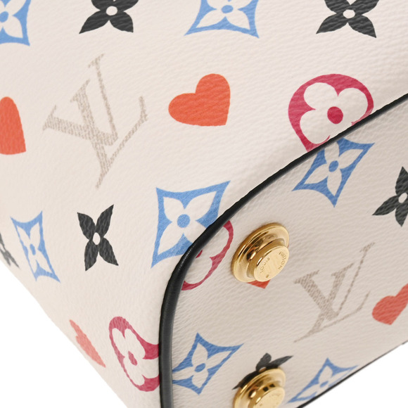 Louis Vuitton Bron Handbag Monogram Game White Vanity Canvas On